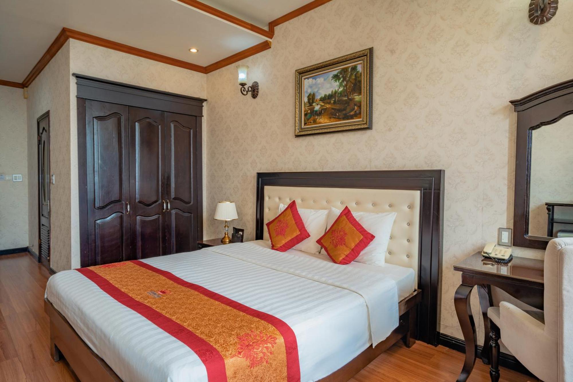 Phuong Anh Hotel 1 Hai Duong Exterior photo